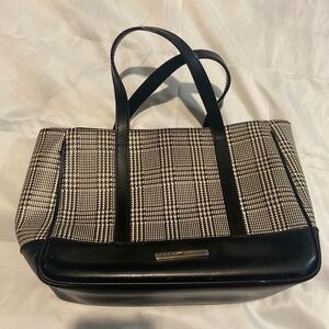 Tommy Hilfiger Handbag With Strap
